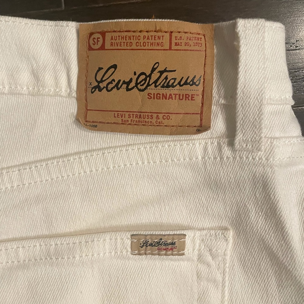 Vintage white Levi’s boot cut